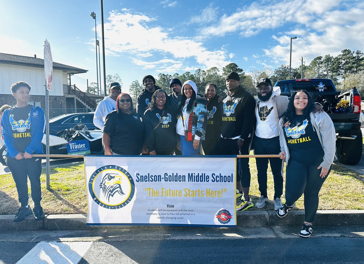 akjohnsonEdS's tweet photo. 2024 MLK Parade!!!!!!!!! We are #SnelsonStrong!!!! @SGTheBestNest https://t.co/1DV9R30j5k