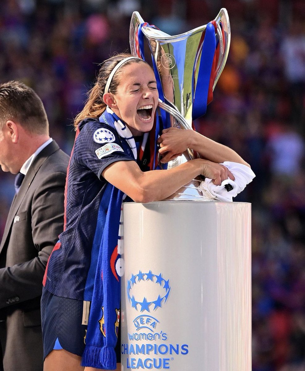 SrtaLexus23's tweet photo. El año de @AitanaBonmati

🏆UWCL
🏆Liga F
🏆Supercopa
🏆Mundial
🏅BdO
🏅The Best
🏅Mejor jugadora del año (UEFA)
🏅Mejor jugadora de la UWCL
🏅Mejor jugadora del Mundial
🏅Mejor jugadora del mundo (IFFHS)
🏅Golden Player Woman
🏅FIFA World XI
🏅UWCL Team of the Year 

INSUPERABLE https://t.co/PF6x0nfZII