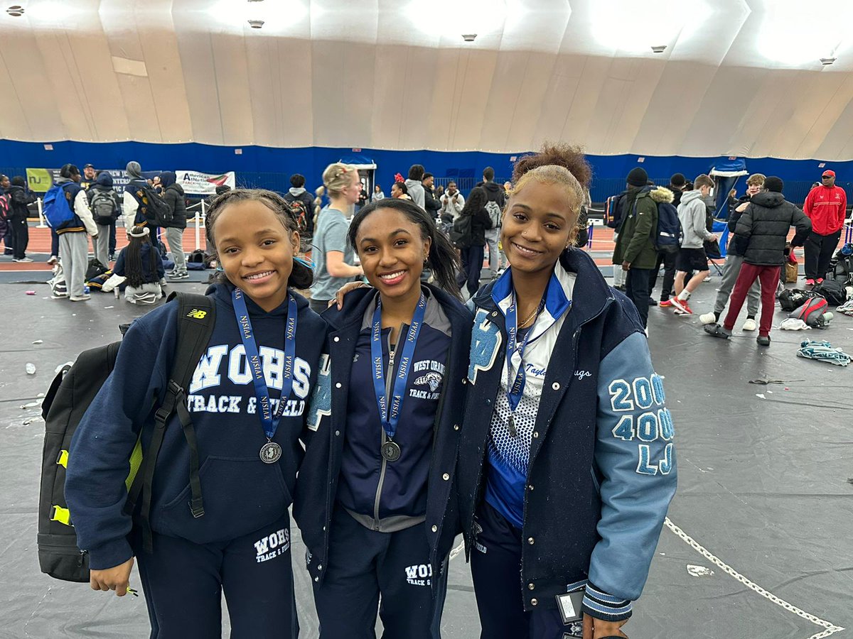 WOHSXCTF's tweet photo. Solid showing at the #NJSIAA #GroupIV #StateRelays. Boys 4x8π₯3rd Place (Cooper, Lyfe, Henry, Andres), Boys 4x4 π₯2nd Place (Gideon, Andres, Lyfe, Cooper). Girls 4x2, 2nd Place (Corbin, Atiyya, Tayla, not pictured, Sofia Morillo) https://t.co/VhvqPOTNlk
