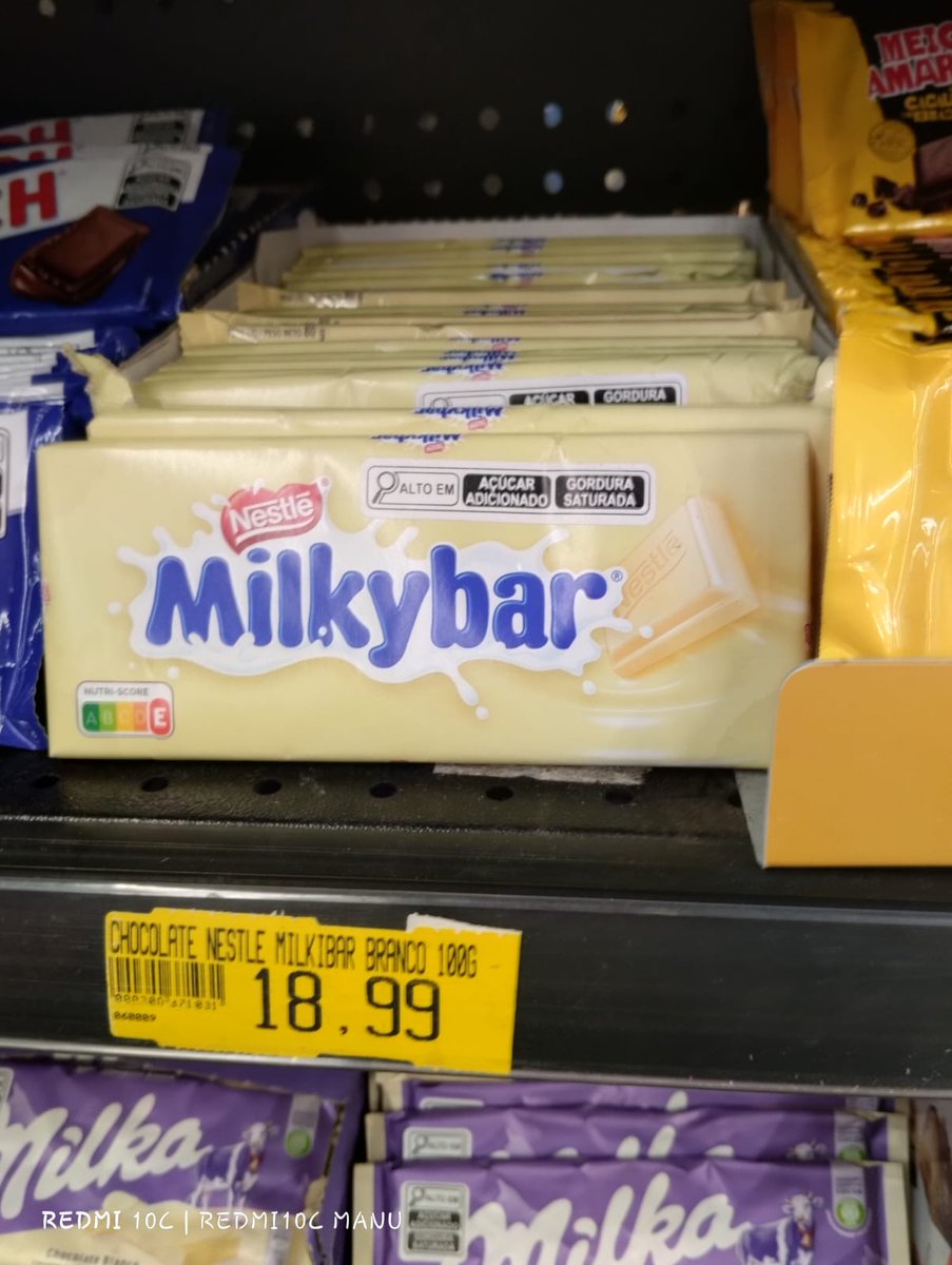 Manoelef's tweet photo. @Nestle que loucura foi essa??
Mudou de GALAK PARA MILKBAR e p preço 3 x mais?!!😕🤐🙄😳😳😳 https://t.co/S8LNPPcQe6