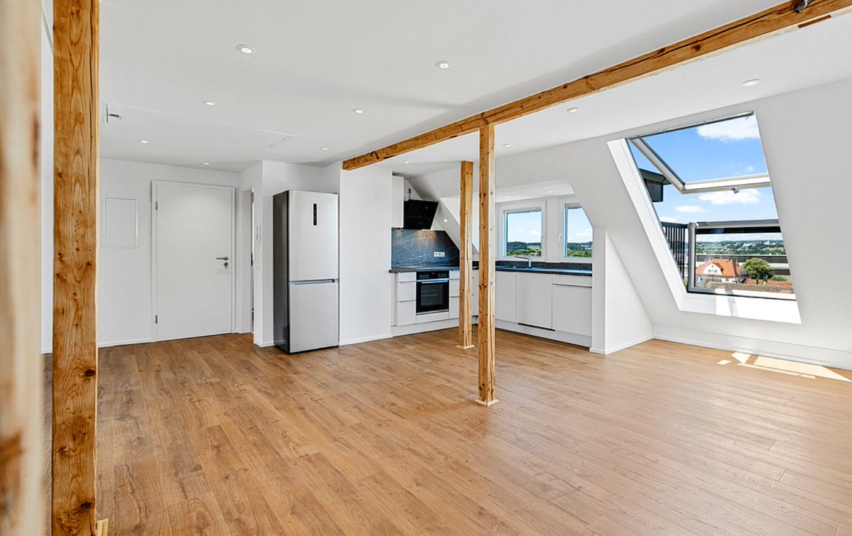 This is where I will be making my #Bitcoin drawings from now on!

After almost 11 years in a 10m² room, I had to look for another apartment as my landlord had to give me notice due to an inheritance dispute. I'm really looking forward to the next chapter in my life and being able