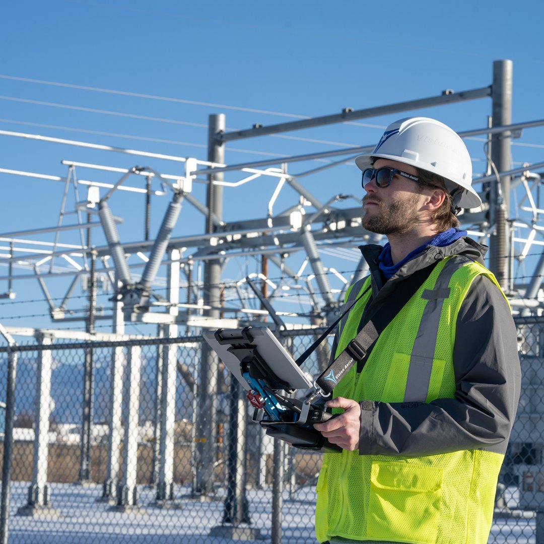 Vision Aerial's Herelink Tablet Mount offers pilots a robust set of features, including:
🔹Two pivot points for optimal viewing position
🔹Balanced Neck strap to support Herelink and tablet
🔹Compatible with a variety of battery banks
🔹Collapsible for stowing

#CubePilot