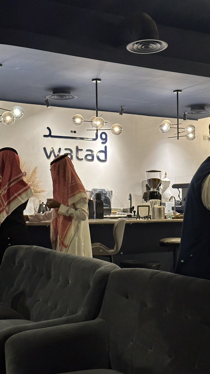 _So0m2's tweet photo. نقاش جدًا  ممتع حول كتاب عبادة المشاعر وبعض الأسئلة المثرية  

شكرًا قاف الثقافي♥️. https://t.co/fU9XGgUIfJ