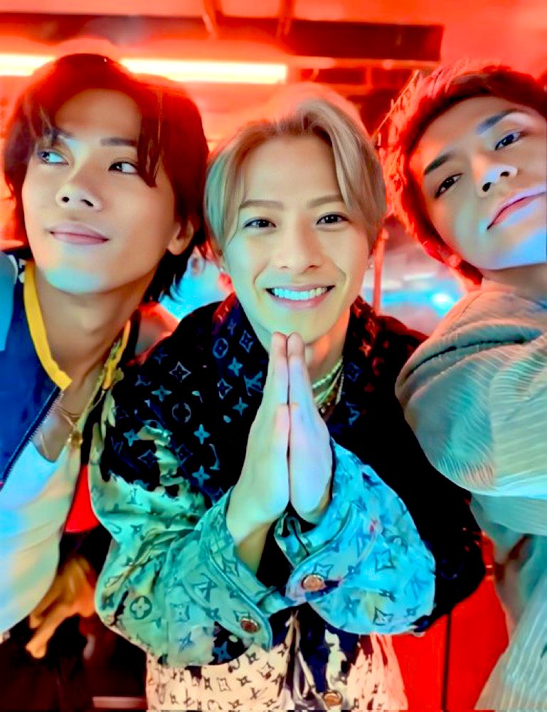 hinahira0707's tweet image. えっと…
今日16日正午🕛〜
#Number_i 1stSingleCD予約スタート

17日4時🕓〜
ルイ･ヴィトン 2024秋冬メンズ･ファッションショー #LVMenFall24 

19日正午🕛〜
#toHEROes チケット受付スタート

の心構えで大丈夫かな？