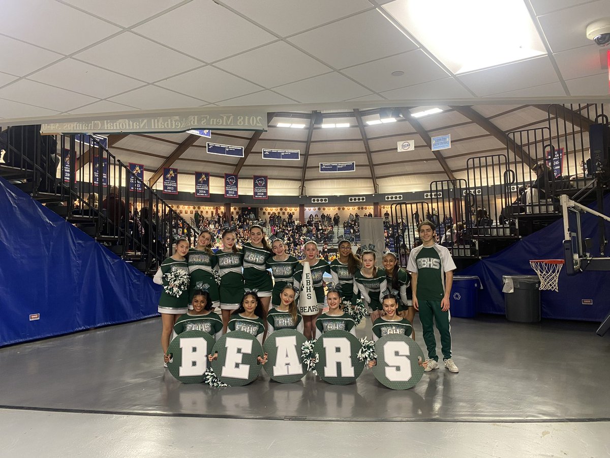 EBHSbearscheer's tweet image. Congratulations to JV and Varsity cheer on their performances at Impact at Brookdale. Varsity took 2nd place to the very talented SJV and JV took 1st place in their division. Proud to be a Bear! 🐻💚 @EB_Athletics @EBHSprinc
