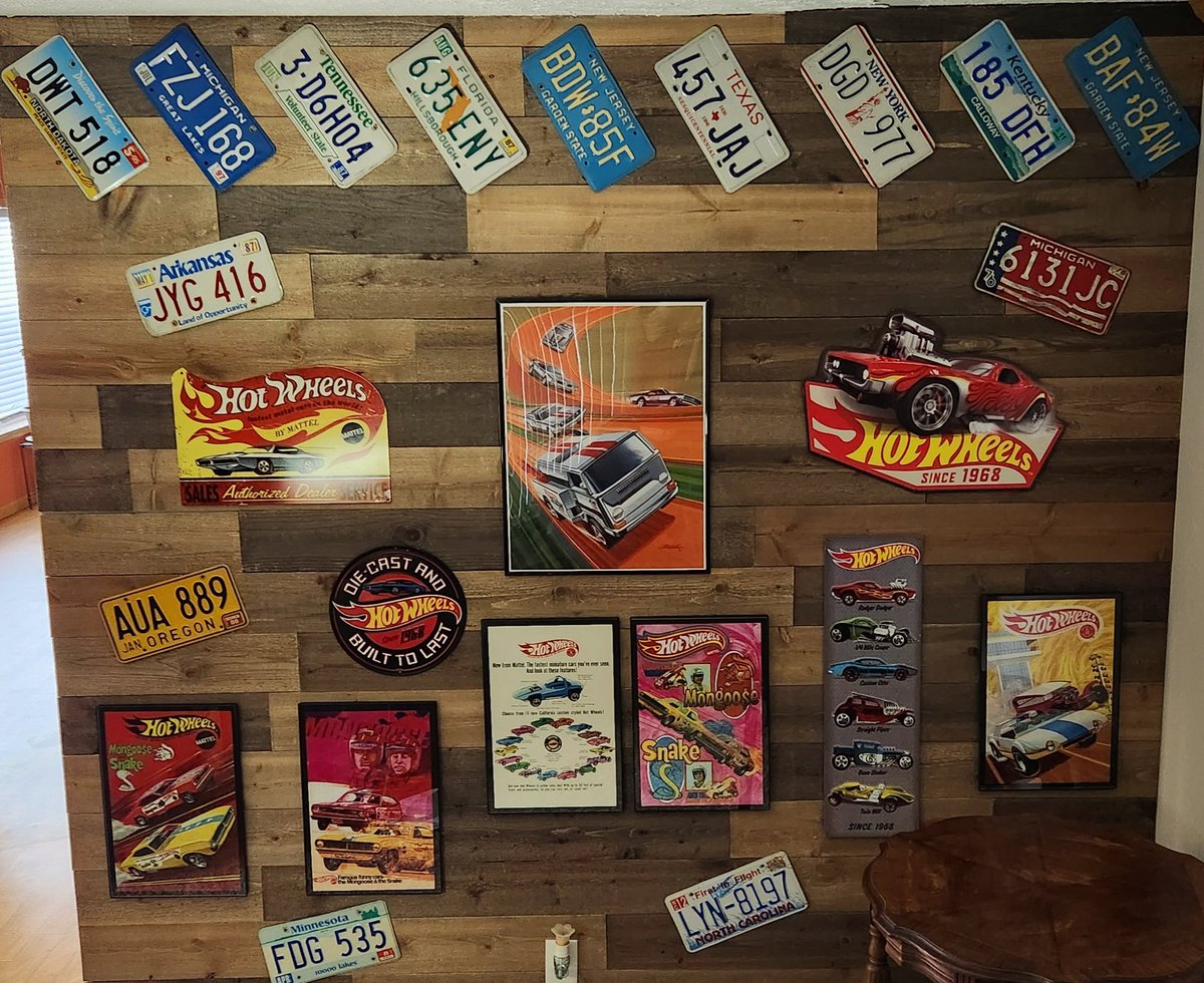 BikerJoe1322's tweet photo. Updated the @Hot_Wheels wall with some retro posters!!! #HotWheels #snakevsmongoose #diecast #extremecollector https://t.co/AFCFrjvnys