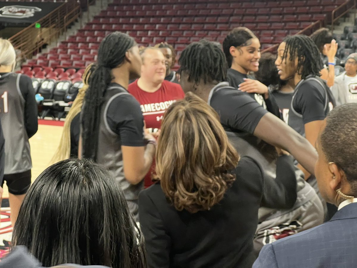 dawnstaley tweet picture