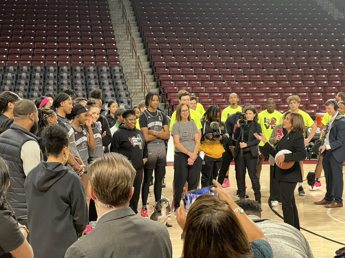 Meeting @VP for the 1st time was royalty for me. I got emotional introducing her to @GamecockWBB because she is the DREAM FILLER for those who are climbing to do the unimaginable and to sit where it’s unpopular but right. Thank you Madam VP for inspiring us on this MLK Day!