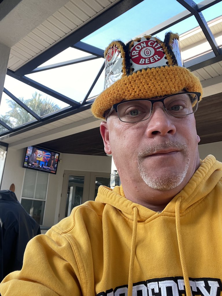daverupe's tweet photo. Gettin ready! #HereWeGo https://t.co/LY7LJY6gfC