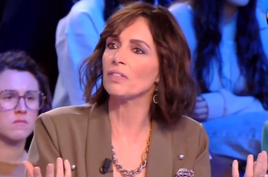 jon_delorraine's tweet photo. Si vous aussi , vous voulez que @GraldineMaillet  soit limogée sans attendre, et même poursuivie pour ses propos

RT
#GeraldineDehors https://t.co/ZXYr8enZb0
