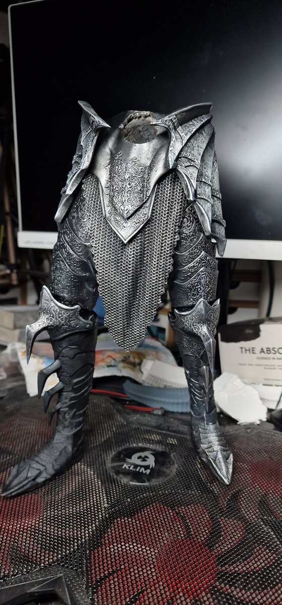 lociondeltiempo's tweet photo. One Ring to rule them all

Work in Process
Escala 1/6 (50cms de alto)

¿Le dais amor y retweets a este señor que sólo quería lo mejor para el mundo? https://t.co/wT5XZ9iTV2