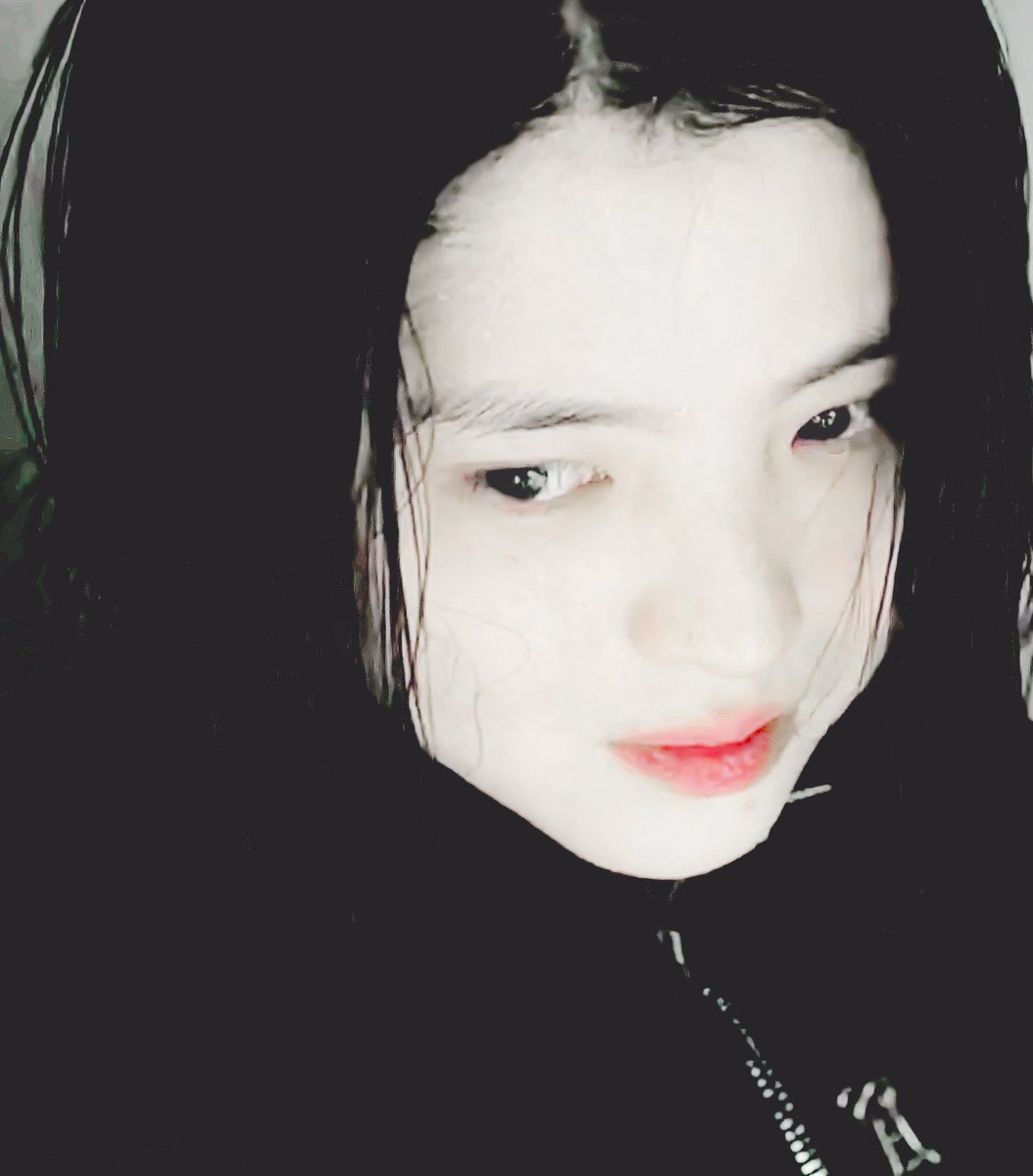 윤지우 (@o1o766906xx) on Twitter photo 