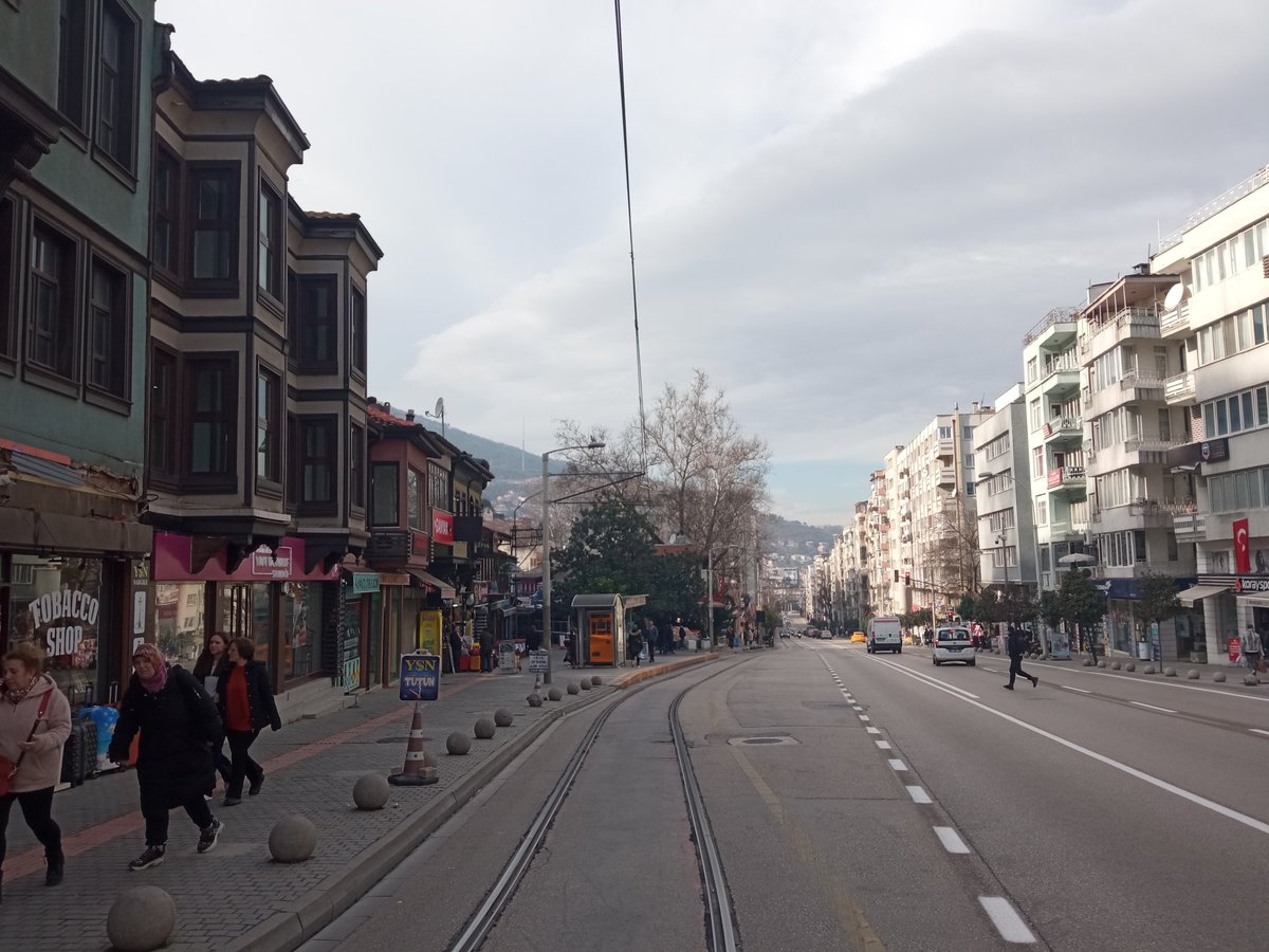 Altıparmak caddesi Çatalfırın mevkii, 1938 ve günümüz.