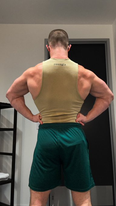 Watch ColtFitness's leaked NSFW photo on TwXstars