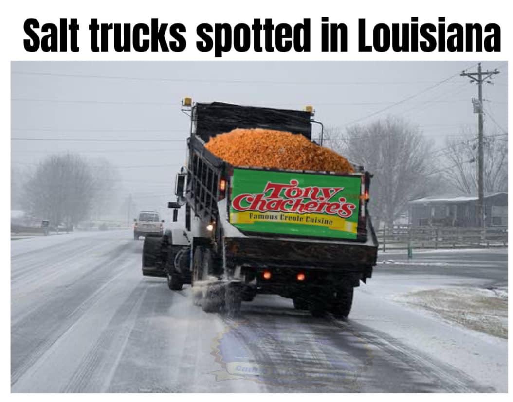 natman_9's tweet photo. @MakeouthillFN_ I thought you said y’all didn’t have salt trucks??? 😂😂😂 https://t.co/8gJqaaICwc