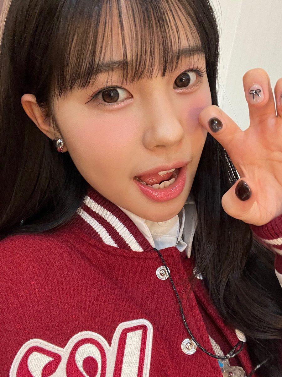 ❤️🖤
#JIHAN #지한 #WEEEKLY #위클리