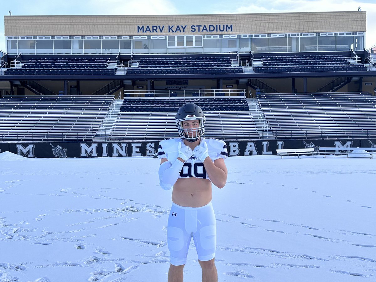 MacAndrew2024's tweet image. Had an outstanding OV to @MinesFootball
Big thanks to the mines staff and @bradyzingg for the hospitality
#helluvaengineer
@CoachKDMattox @CBruce_Sr @DKMOne3 @CoachAMarmolejo @coachbrenthilde @BDammone @MinesEQ @MikeM_Scout