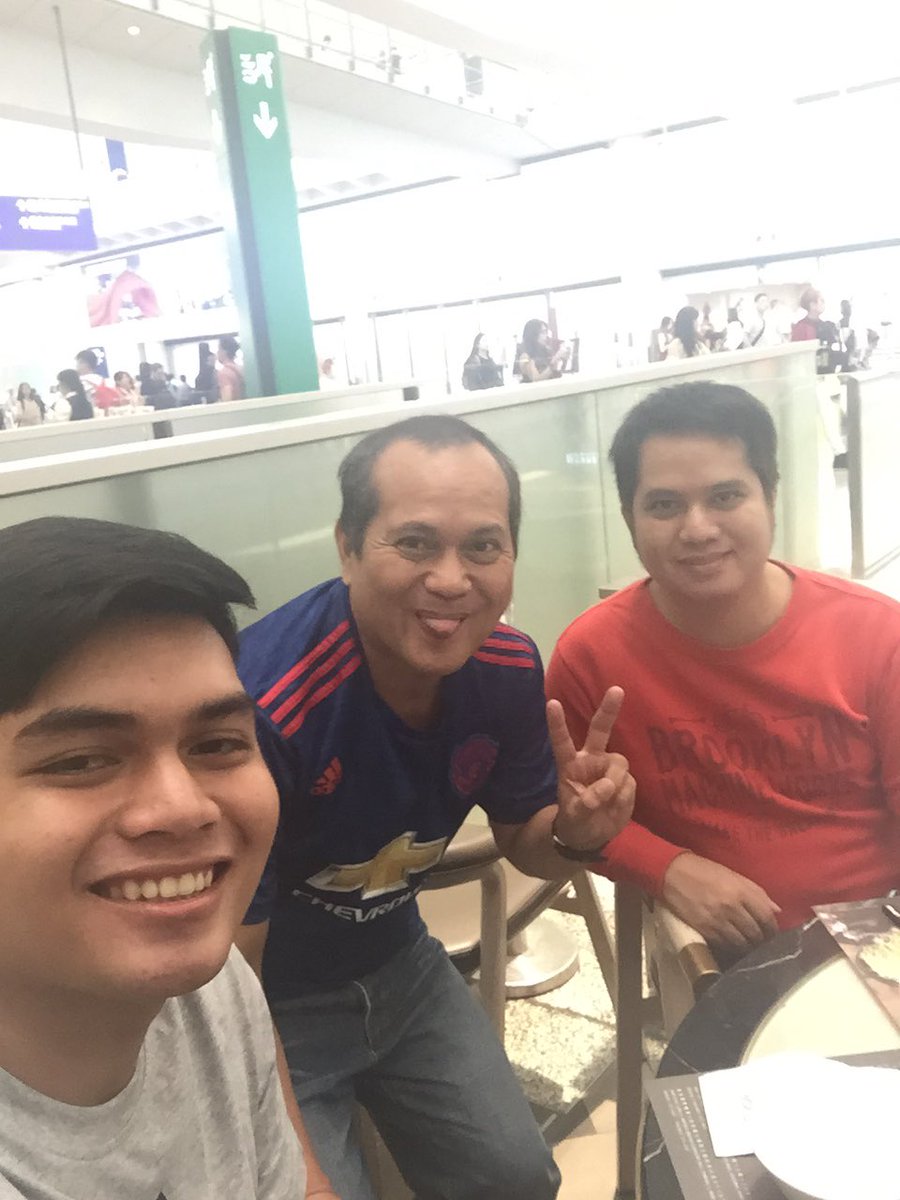 rashed_agsalud's tweet photo. Daddy balik na ulit tayo hongkong ,sana panaginip lang lahat😭 https://t.co/v9NoZCp6pR