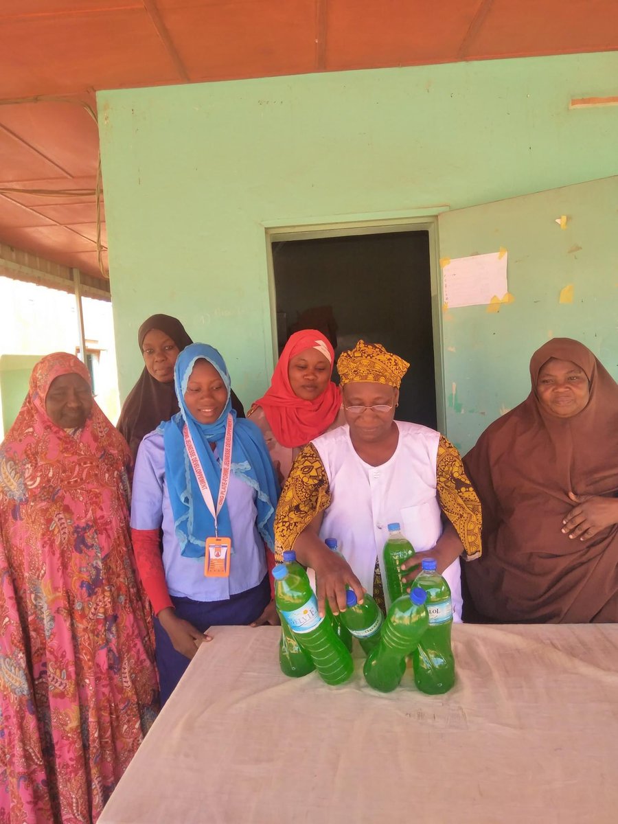 ongplafojeudev's tweet photo. #Don_de_kit_hygiènique_au_CSI_Recasement
Sur initiative et fonds propre, Ce lundi 15 janvier 2024, #l_ONG_PLAFOJEUDEV à travers sa coordinatrice régionale de Niamey #Rachida_Mounkaila, https://t.co/CbNhN1W4Yh