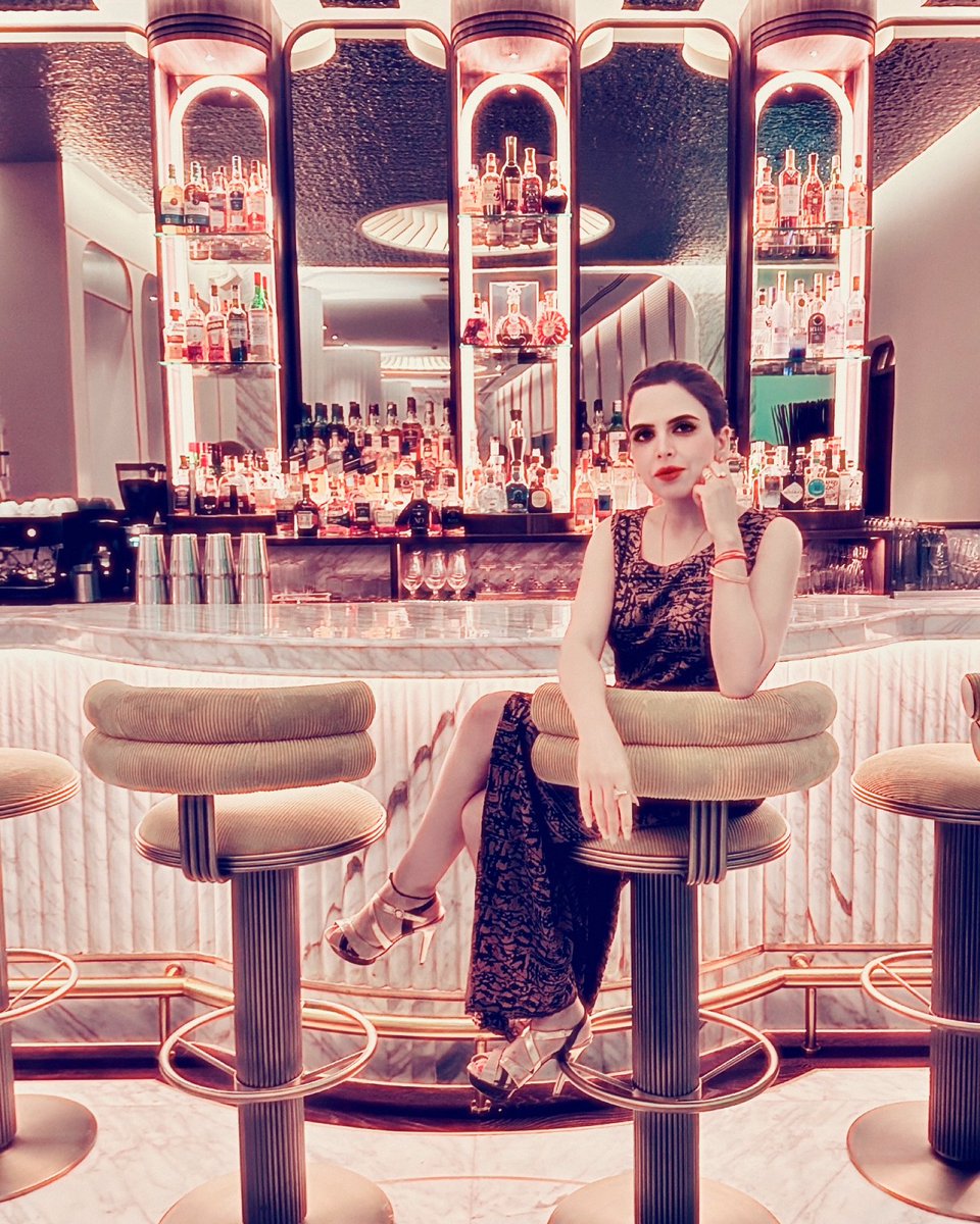 Mumbai Mondays….

#fountainofjoy #bkc #backinthebay #readytoslay #mumbaidiaries #livelightlove #incredibleindia #maharashtra #tothisbeautifulplace #shernidiaries #heeraasmani #fighter