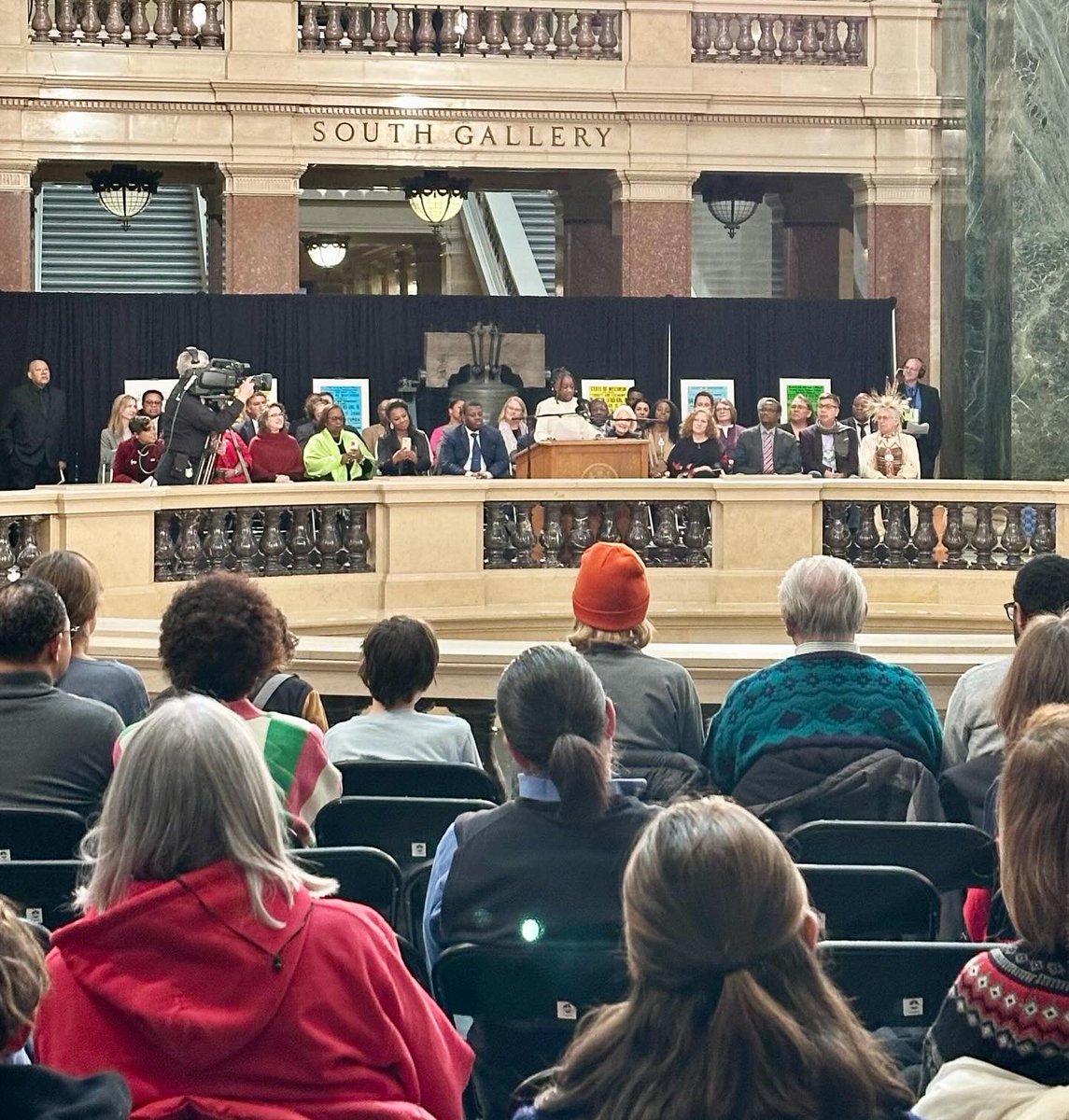 Happy MLK Day! It was a pleasure to attend a beautiful and moving tribute at the Capitol today to celebrate Dr. King’s tremendous life, legacy, and vision. Join us as we continue the reflection and celebration at @UWMadison on January 31: diversity.wisc.edu/mlk-symposium/