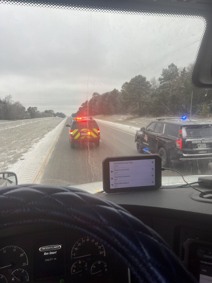 pamhogue's tweet photo. @wxbrad My hubby is a truck driver and this is his view in Lindale Texas right now on I-20 https://t.co/QU00ClIVWL