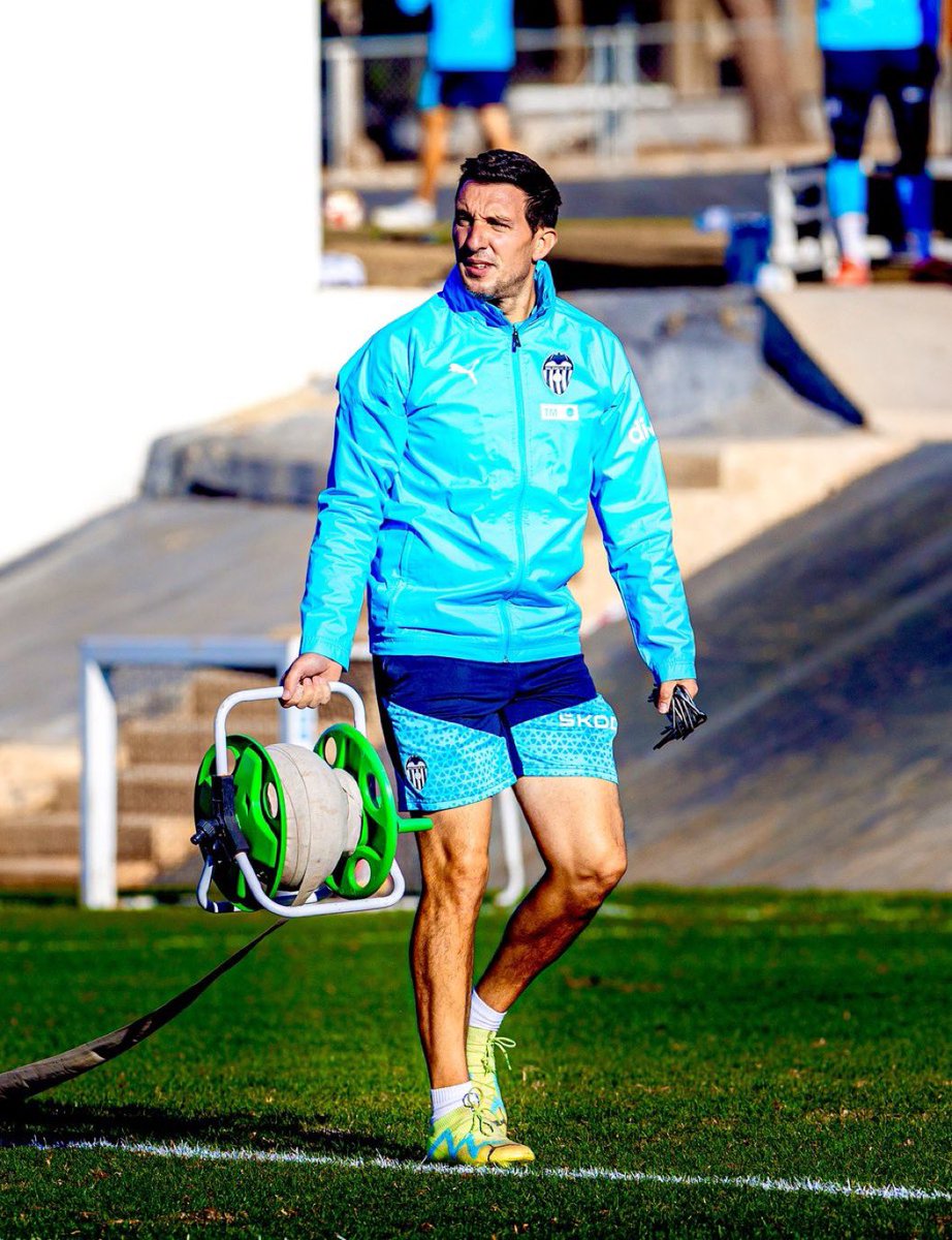 Mañana tendremos en directo, a <a href="/RaulPerRod/">Raúl Pérez</a> para que nos hable de su nuevo proyecto en Cantabria Digital, 106.7