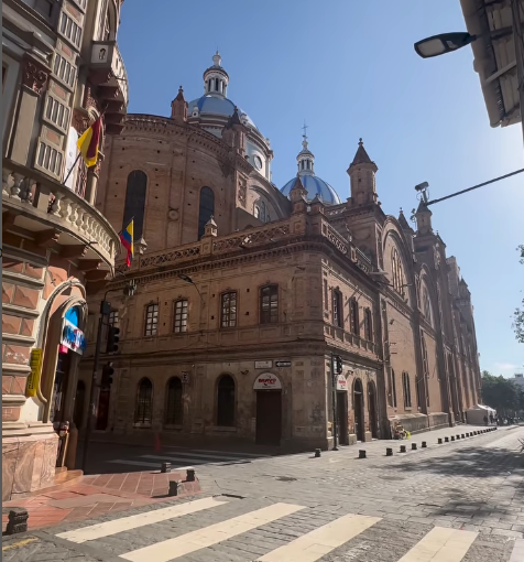 DignaPinos's tweet photo. Lindo Quito 😍❤️ siempre me gusta venir aqui https://t.co/N27J0VCYem