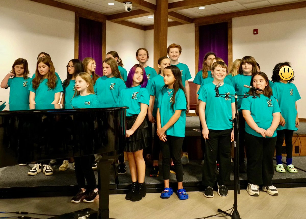 PHarrisonMusic's tweet photo. The @PHE_Mariners Chorus was honored to sing this past Sunday evening for the Dr. Martin Luther King, Jr. Community Unity Celebration sponsored by Pittsboro United Methodist Church. #OneChatham #CCSArts https://t.co/yJhGOh67WP