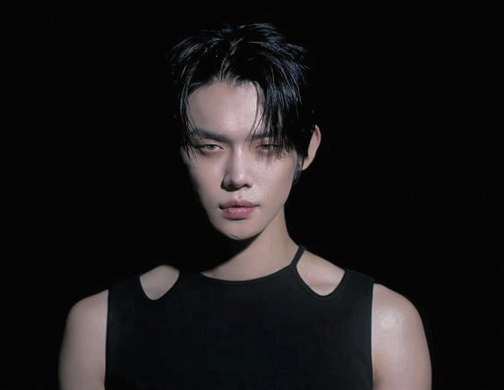 (𝖋amily 𝒕ree) 

I'M JUST A CHILD BUT I'M NOT ABOVE 𝐕𝐈𝐎𝐋𝐄𝐍𝐂𝐄
MY MAMA RAISED ME BETTER THAN THAT—AND DADDY SAID "SHOOT FIRST, THEN 𝐑𝐔𝐍 𝐀𝐍𝐃 𝐃𝐎𝐍'𝐓 𝐋𝐎𝐎𝐊 𝐁𝐀𝐂𝐊"