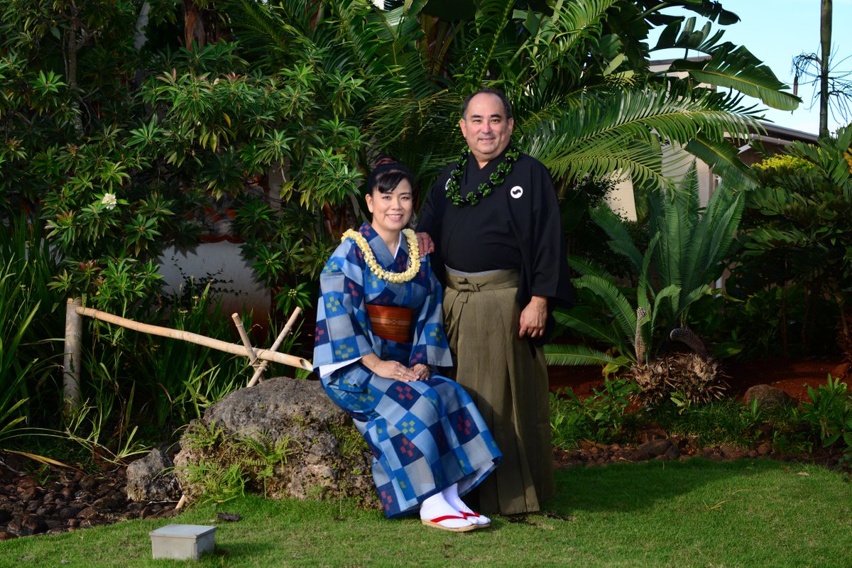 Read all about Hawaii's UTA-Sanshin Master Grant "Masanduu" Sadami Murata: An Incredible Story About Identity. Visit zentokufoundation.org/grant-murata to learn how to be a tree and not just hanabi.
.
.
.
#zentokustories #iykyk #okinawa #minyomusic #Hawaii #japaneseamerican