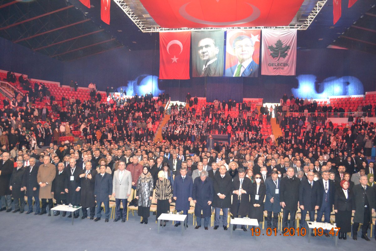 Gerçekleştirdiğimiz 2. Olağan kongremizin başta  genel başkanımız <a href="/Ahmet_Davutoglu/">Ahmet Davutoğlu</a> ' na ve tüm partimize hayırlı olmasını diler, değerli Vekillerime misafirperverliklerinden ötürü teşekkür ederim. 
<a href="/Ahmet_Davutoglu/">Ahmet Davutoğlu</a> 
<a href="/MustafaBilici__/">Mustafa Bilici</a> 
<a href="/selcukozdag/">Selçuk ÖZDAĞ</a> 
<a href="/Karabiyik_A/">Abdulhekim KARABIYIK</a> 
<a href="/GelecekPartiTR/">Gelecek Partisi</a>