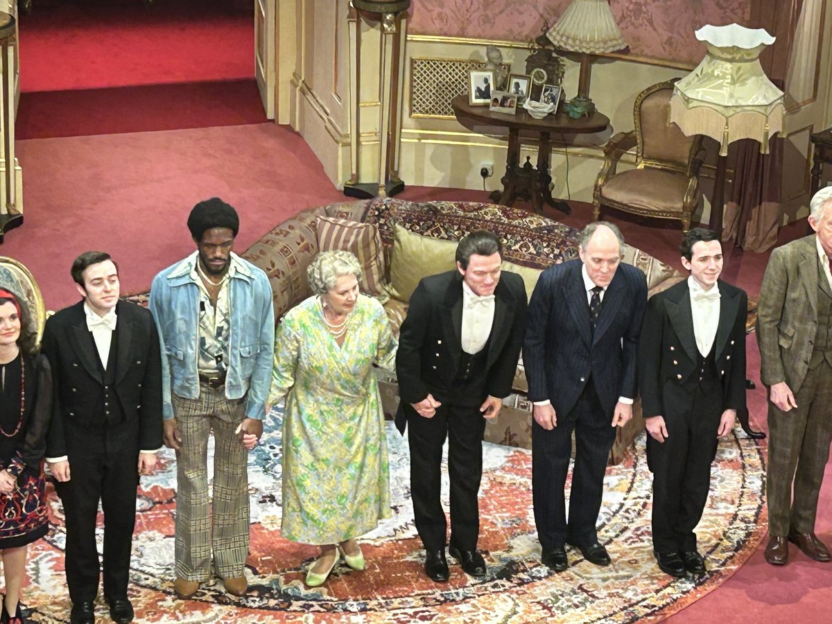 Loved <a href="/BBillyPlay/">Backstairs Billy The Play</a> tonight <a href="/dukeofyorksLDN/">Duke of York's Theatre</a> starring <a href="/TheRealLukevans/">Luke Evans</a> and Penelope Wilton. A lovely story of a special relationship brought to life, great staging and characters #london #theatre #hotticket 🌟🌟🌟🌟🌟