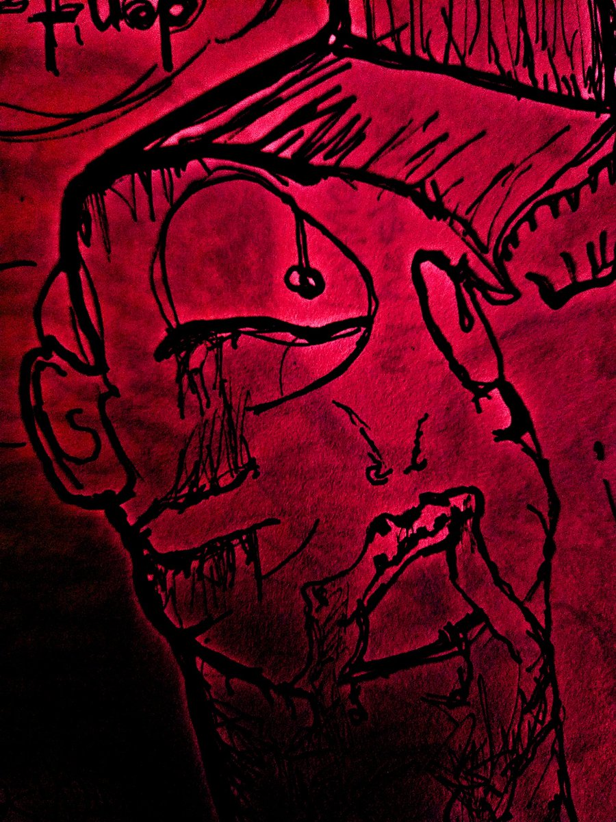 docu_dement's tweet photo. Head in red. https://t.co/mrBjKMMzt0