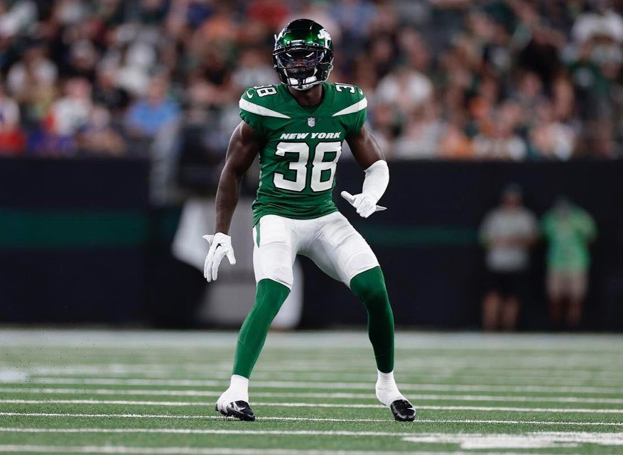 BREAKING: Former Florida standout and #Jets safety Trey Dean is signing with the Kansas City #Chiefs, he tells @_MLFootball. The #Chiefs plan for @__TD3 to play in the playoffs.