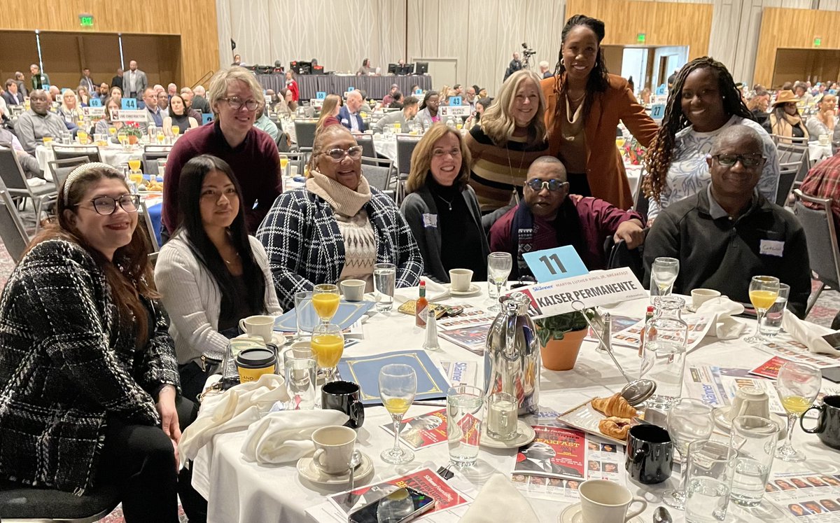 KPNorthwest's tweet image. Today, we're proud to sponsor @TheSkannerNews MLK breakfast celebrating Portland's black community. Camille Applin-Jones, VP of Ambulatory Care and Clinical Services, presented KP-supported scholarships to 2 students who are pursuing nursing and dental hygiene. #mlkdaysofservice