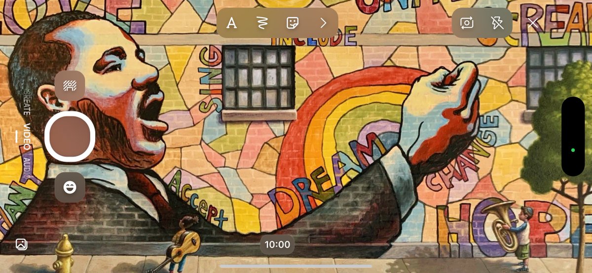 MicrosoftFlip's tweet photo. Bring this beautiful backdrop featuring #ChangeSings author + friend @TheAmandaGorman with the amazing mural created by illustrator @lorenlong into your next response! 📖🎨💗
Learn more about backdrops: https://t.co/U276QnUuEH
#MLKDay2024 ✨ #MLKDay
💖 #FlipForAll https://t.co/1oEmSqnJOh