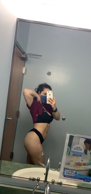 Watch daisie's leaked NSFW photo on TwXstars