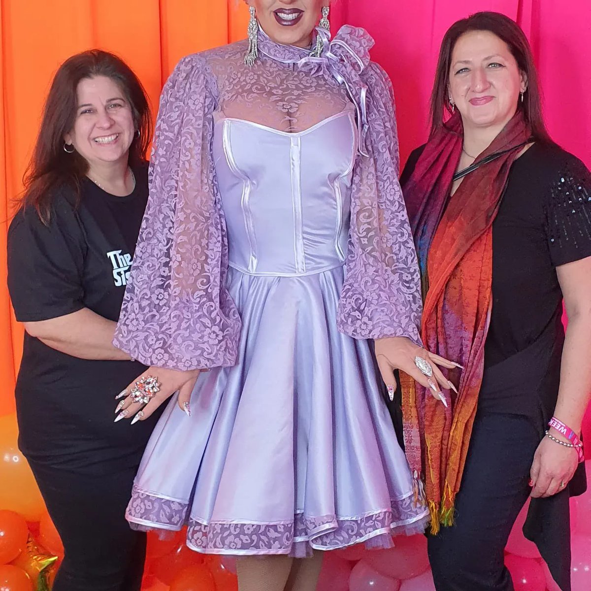 Sissy Lea tweet media