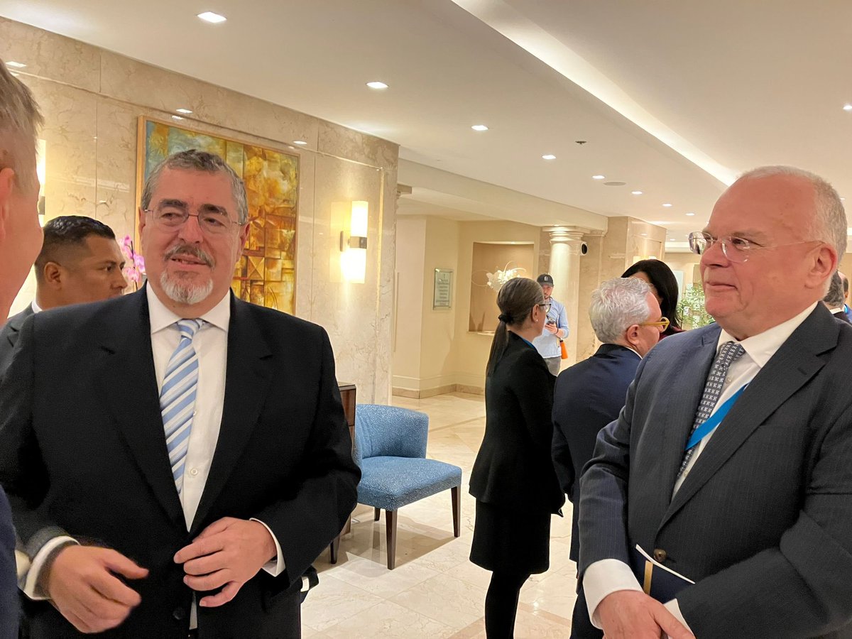 Sweden in Central America tweet media