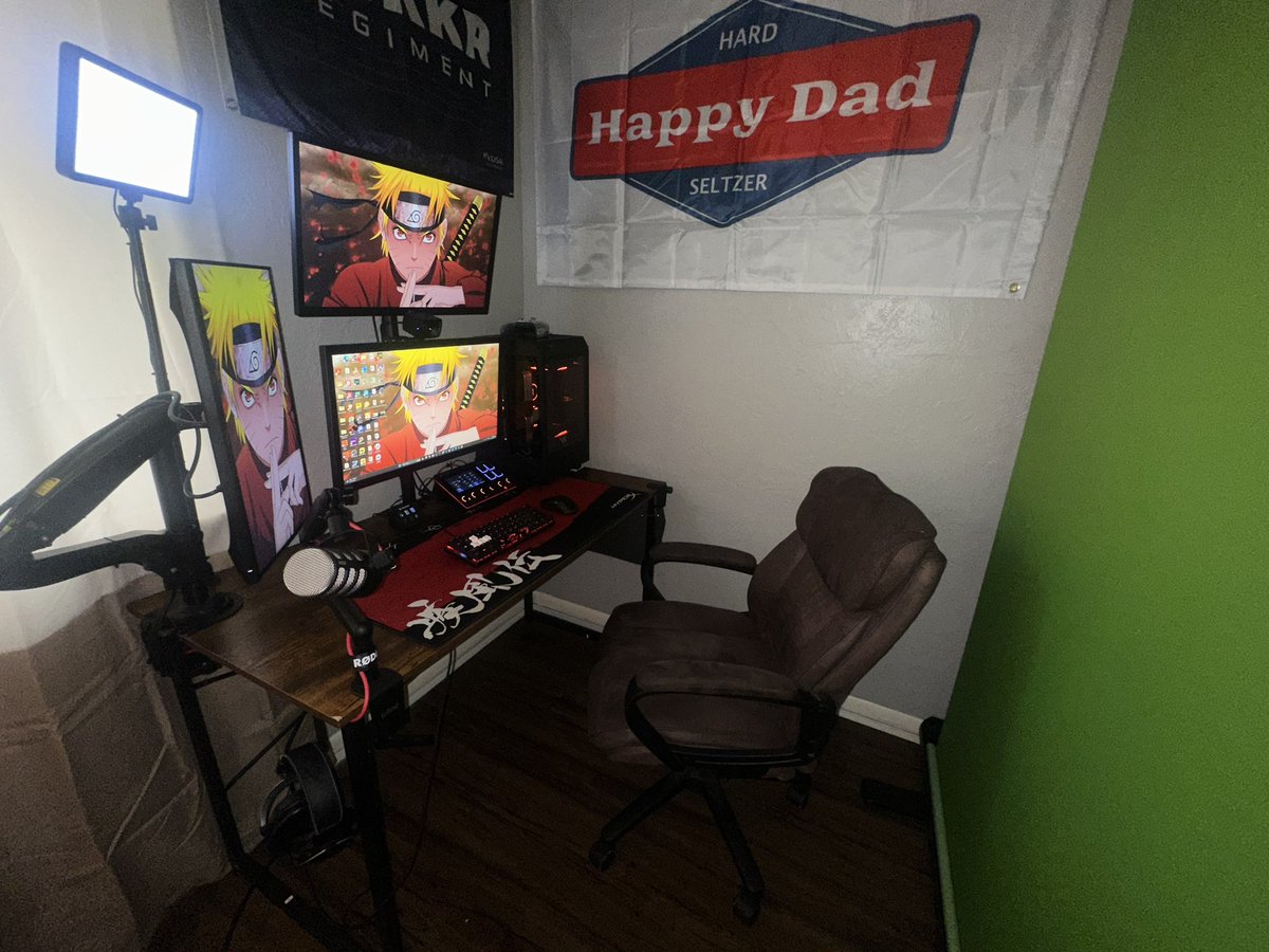 CrossTipTTV's tweet photo. What do you think? @JayzTwoCents 
▶PC Specs◀
CPU: AMD Ryzen 5 5600X
GPU: NVIDIA Founders Edition GeForce RTX 3060 Ti 8 GB
CPU COOLER: NZXT Kraken 120
RAM: G.Skill Trident Z RGB 32 GB (2 x 16 GB) DDR4-3600 CL18
STORAGE: Samsung 970 Evo Plus 1 TB M.2 & Seagate Barracuda Compute 2 TB 3.5" 7200 RPM HDD
MOTHERBOARD: Asus ROG STRIX B550-I GAMING Mini ITX AM4
PSU: EVGA SuperNOVA 850 GA 850 W 80+ Gold Certified Fully Modular ATX
CASE: Thermaltake The Tower 100
FANS: NZXT F120 RGB 50.18 CFM 120 mm Fans 3-Pack, Plus 1 pre-installed Thermaltake case fan.
MODS: none