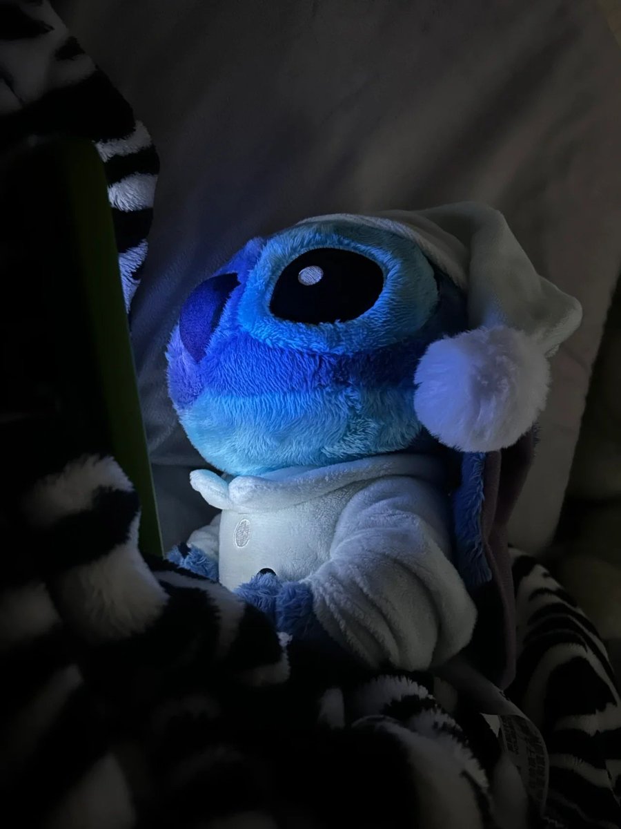 dhdjska's tweet photo. Nothing can replace the little doll that is always with me every time I sleep 🫶 https://t.co/5amV7rMQZ6