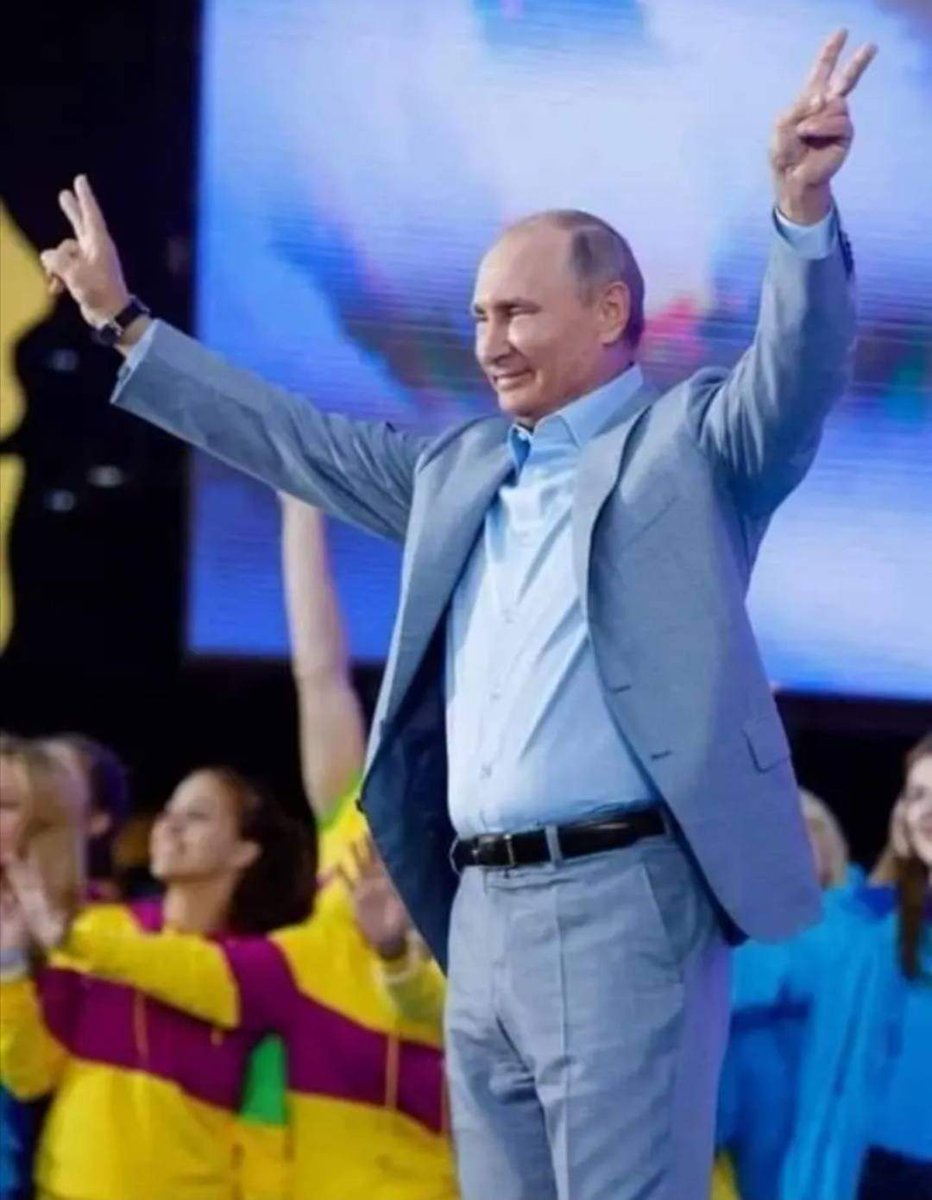 Glory to the world's greatest leader,
Glory to President Putin.
#StandWithRussia🇷🇺