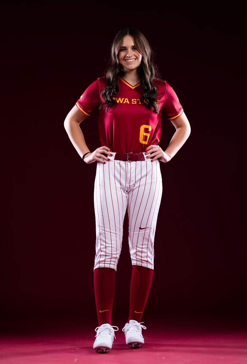 IowaPremierFP's tweet photo. VERBAL COMMIT ALERT! Iowa Premier National's @HaileyHoltz10 accepts an offer & verbals to @CoachPinkerton & @CycloneSB !!
The 2025 Pitcher is a big add for the Clones! VERY PROUD OF YOU HAY! #IPFLIFE💛🖤❤️💛
@BrenttEads @IAPremier_Car
#AnotherD1 https://t.co/faXwukka6c