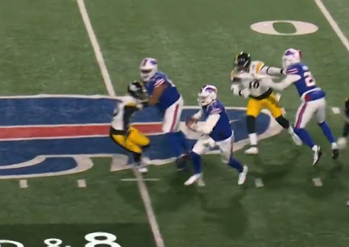 Steelersdepot's tweet photo. Hold? #Steelers https://t.co/Isjbr8Ong0