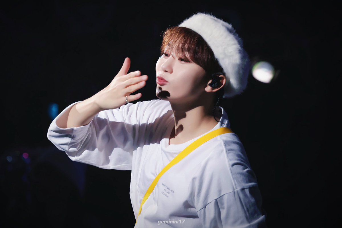 _1BOO7_'s tweet photo. たくさんの愛で笑顔溢れる1年になりますように

생일축하해 승관아 🍊

 #뿌이팅해야지_오늘은_승관이날

#승관이는_우리의_숨이니까_생일축하해 https://t.co/ahLAQKbnRk
