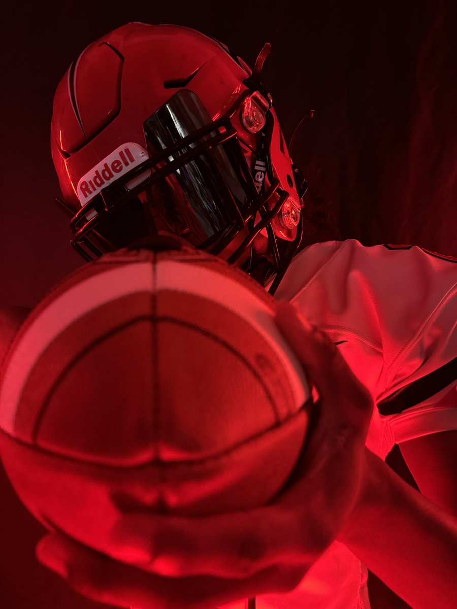 Thank you to Carthage Football for having me out yesterday had an amazing time🔥🦅 <a href="/CoachNeuse/">Bryce Neuse</a> <a href="/CoachPopino/">Matthew Popino</a> <a href="/Carthage_FB/">Carthage Football</a>