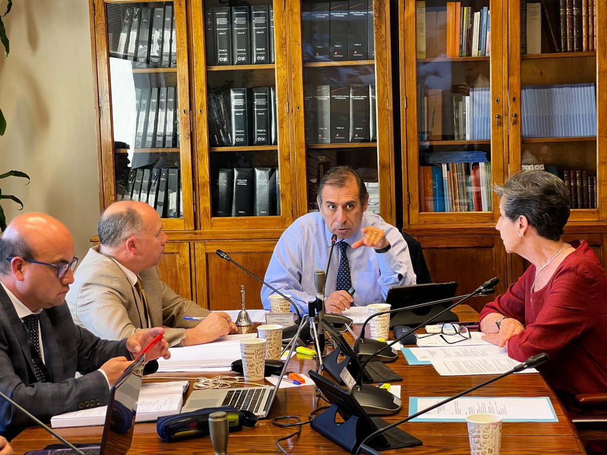 sergiogahona's tweet photo. Subse @MMAChile liderará trabajo para determinar medidas q’ contribuyan con comunidad ventisqueriana de Valpo. por discrepancias entre servicios públicos, municipio y hub ambiental respecto situación emisario Loma Larga. Concluye tarea de comisión recursos hídricos @Senado_Chile https://t.co/mlHvVQ04VC
