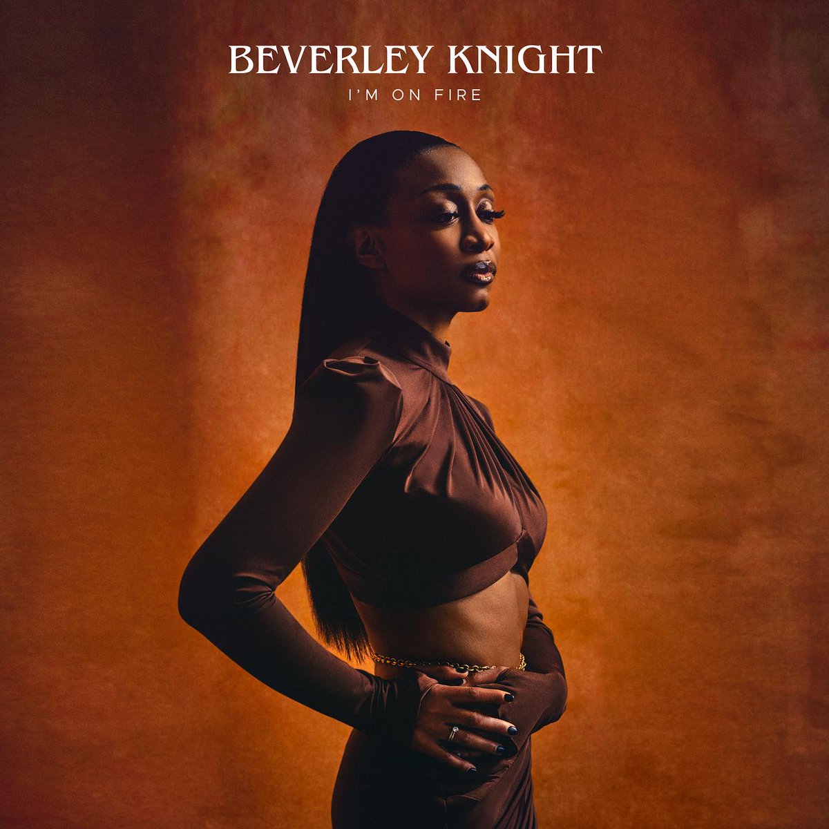 sjrobertson's tweet photo. Can we take a moment to appreciate this era of iconic single cover artwork from @beverleyknight #thefifthchapter #notpreparedforyou #imonfire #systematicoverload #lastoneonmymind https://t.co/amITfWlbAJ
