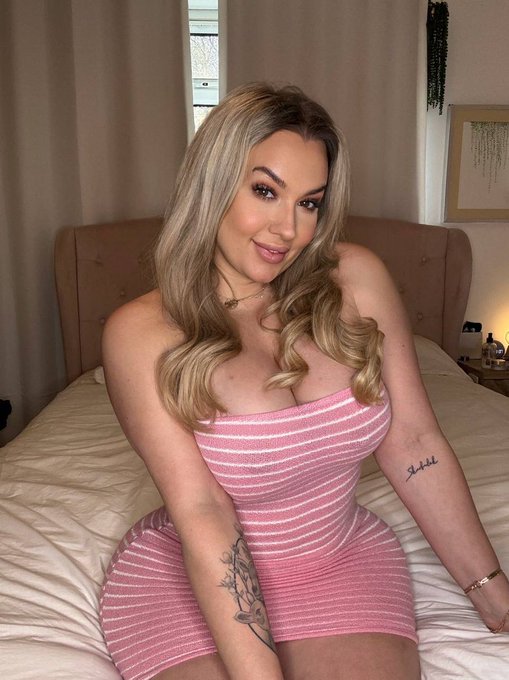 Looking to spend all day in here 👿 https://t.co/z5eMxDWEx7